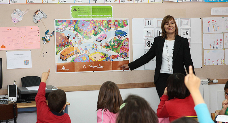 Cards Destaque Desktop Projetos